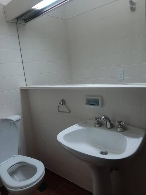 Casa Quinta Seccion A 150 Metros Parque San Martin Y 300 Metros Av Aristides Villanueva メンドーサ エクステリア 写真